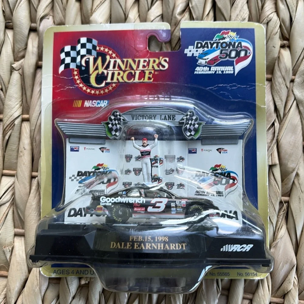Winners Circle Daytona 500 Dale Earnhardt Feb 15 1998 Diecast Car Action Figure